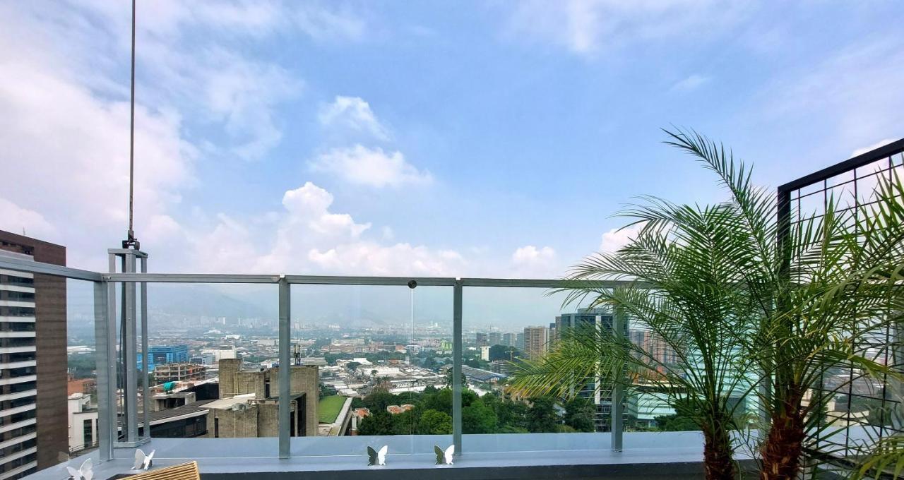 V Grand Hotel, A Member Of Radisson Individuals Medellín Dış mekan fotoğraf