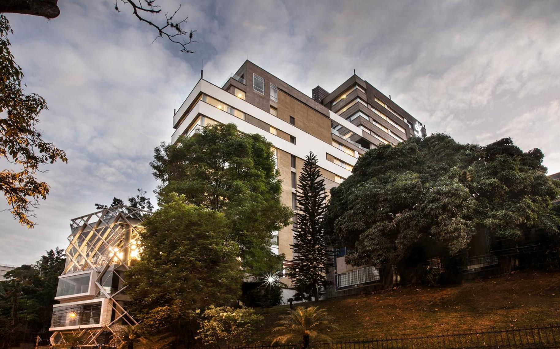 V Grand Hotel, A Member Of Radisson Individuals Medellín Dış mekan fotoğraf