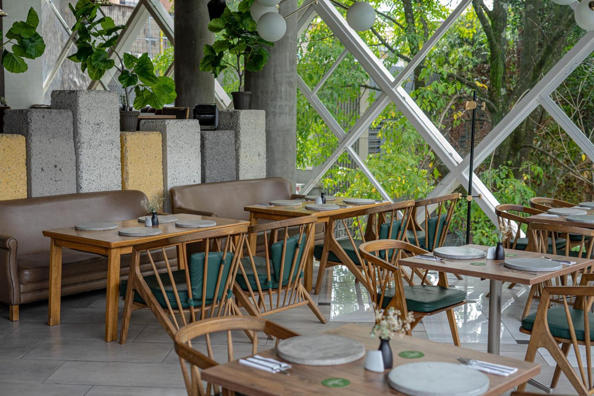 V Grand Hotel, A Member Of Radisson Individuals Medellín Dış mekan fotoğraf